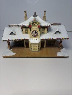 Hawthorne Village Washington Redskins Train Station Xmas Village 2004 NFL